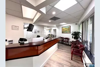 510 Sylvan Avenue, Englewood Cliffs, NJ 07632 - Photo 3