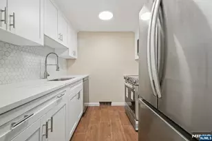 234 Columbia Ave 19, Fort Lee, NJ 07024 - Photo 9