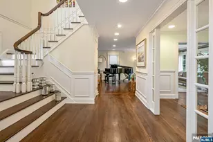 1115 Buckingham Rd, Fort Lee, NJ 07024 - Photo 9