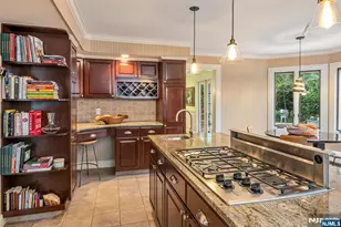 1115 Buckingham Rd, Fort Lee, NJ 07024 - Photo 19