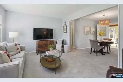 9 Wells Court, Bloomfield, NJ 07003 - Photo 3