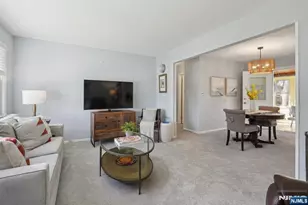 9 Wells Ct, Bloomfield, NJ 07003 - Photo 3