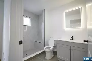 728 Seaport Dr., Elizabeth, NJ 07201 - Photo 25