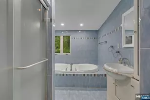 1082 Palisade Ave, Fort Lee, NJ 07024 - Photo 35