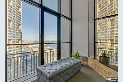 7002 Boulevard East 19A #19A, Guttenberg, NJ 07093 - Photo 5