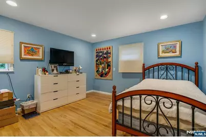 526 Rutland Avenue, Teaneck Township, NJ 07666 - Photo 17