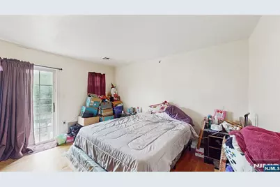 129-131 Seymour Avenue, Newark, NJ 07108 - Photo 7