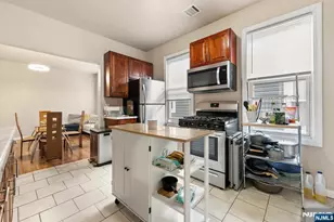 78 Willoughby St, Newark, NJ 07112 - Photo 17