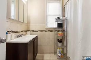 78 Willoughby St, Newark, NJ 07112 - Photo 13