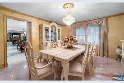 162 Split Rock Road, Paramus, NJ 07652 - Photo 9