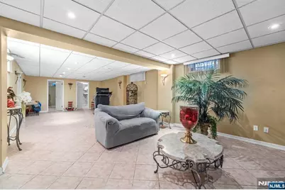 162 Split Rock Road, Paramus, NJ 07652 - Photo 23