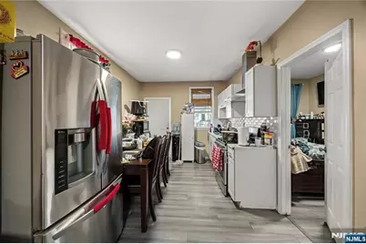 109 Lyon Street, Paterson, NJ 07524 - Photo 9