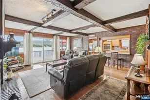 62 Board Rd, West Milford, NJ 07421 - Photo 5