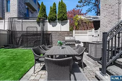 12 Cortland Place, Cliffside Park, NJ 07010 - Photo 49