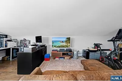 12 Cortland Place, Cliffside Park, NJ 07010 - Photo 37