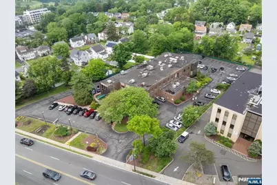 60 Pompton Avenue, Verona, NJ 07044 - Photo 31