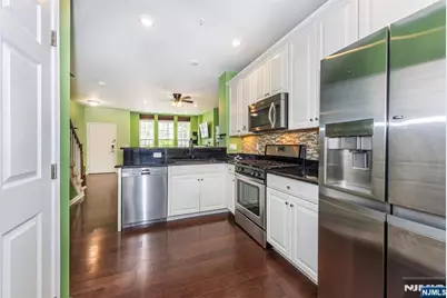 129 Eisenhower Lane 2109 #2109, Wood Ridge, NJ 07075 - Photo 5