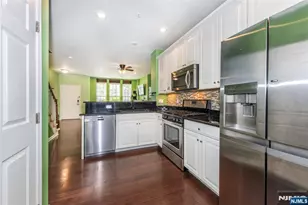 129 Eisenhower Ln 2109, Wood Ridge, NJ 07075 - Photo 5