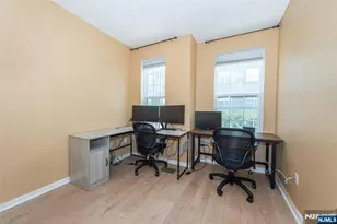 129 Eisenhower Ln 2109, Wood Ridge, NJ 07075 - Photo 13