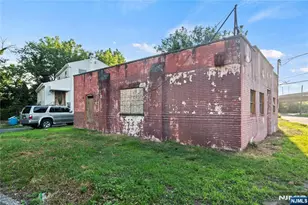 227 Van Riper Ave, Elmwood Park, NJ 07407 - Photo 3