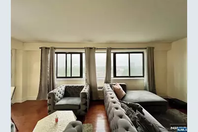 60 Parkway Drive 14D #14D, East Orange, NJ 07017 - Photo 5