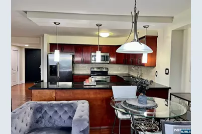 60 Parkway Drive 14D #14D, East Orange, NJ 07017 - Photo 7