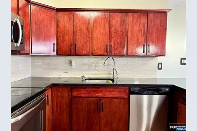 60 Parkway Drive 14D #14D, East Orange, NJ 07017 - Photo 9