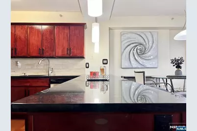 60 Parkway Drive 14D #14D, East Orange, NJ 07017 - Photo 11