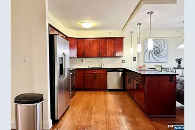 60 Parkway Drive 14D #14D, East Orange, NJ 07017 - Photo 13