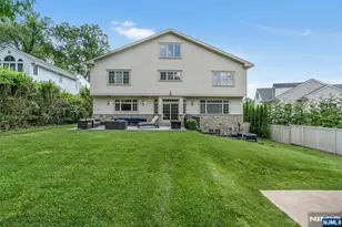 591 Warwick Ave, Teaneck Township, NJ 07666 - Photo 47