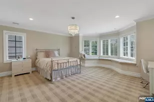 591 Warwick Ave, Teaneck Township, NJ 07666 - Photo 21