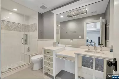 591 Warwick Avenue, Teaneck Township, NJ 07666 - Photo 33