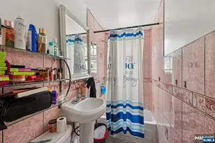 534 Lincoln St, Union City, NJ 07087 - Photo 11