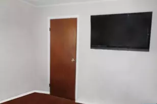 348 Lakeview Ave, Clifton, NJ 07011 - Photo 7