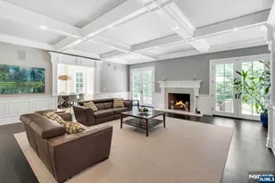 356 Indian Trail Dr, Franklin Lakes, NJ 07417 - Photo 9