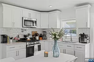 65 Delmar Pl, Irvington, NJ 07111 - Photo 3