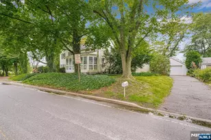 53 Fairfield Rd, Fairfield, NJ 07004 - Photo 3
