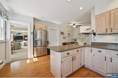 97 Mount Prospect Avenue, Verona, NJ 07044 - Photo 13