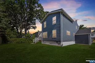 296 Pine St, Teaneck Township, NJ 07666 - Photo 5