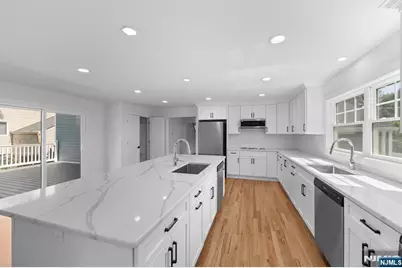 296 Pine Street, Teaneck Township, NJ 07666 - Photo 17