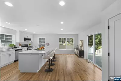 296 Pine Street, Teaneck Township, NJ 07666 - Photo 11