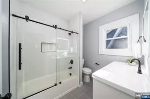 525 Argyle, Orange, NJ 07050 - Photo 21