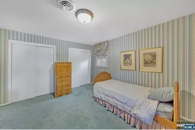 8-04 Susan Place, Fair Lawn, NJ 07410 - Photo 25