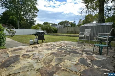 36 Lockwood Drive, Waldwick, NJ 07463 - Photo 27