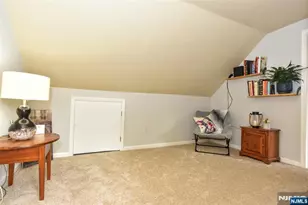 36 Lockwood Dr, Waldwick, NJ 07463 - Photo 19