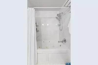 308 Smith Court, Edgewater, NJ 07020 - Photo 19