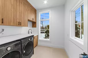 645 Summit St, Englewood Cliffs, NJ 07632 - Photo 29