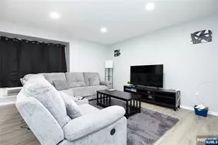 186 Park St, East Orange, NJ 07017 - Photo 17