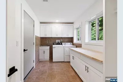 291 Tappan Road, Norwood, NJ 07648 - Photo 11