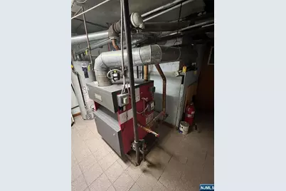 101 Ellington Street, East Orange, NJ 07017 - Photo 17